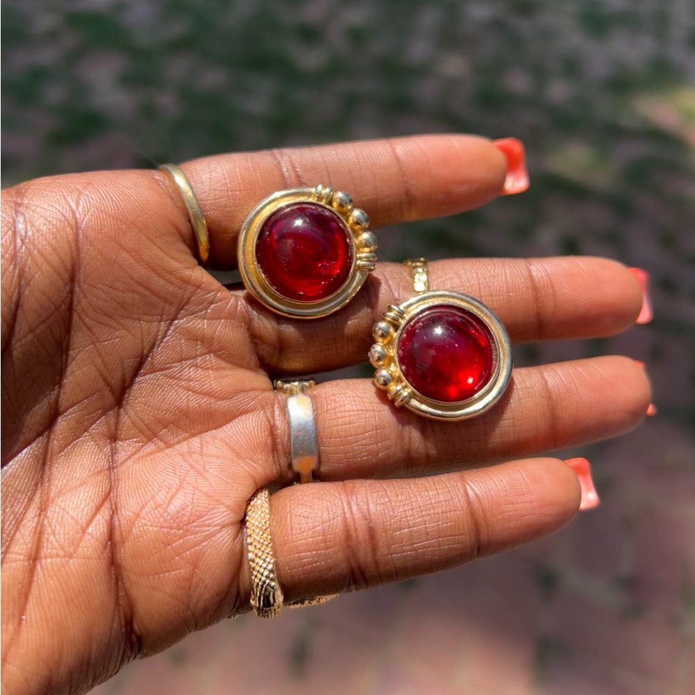 Vintage Ruby Red Gold Toned Earrings